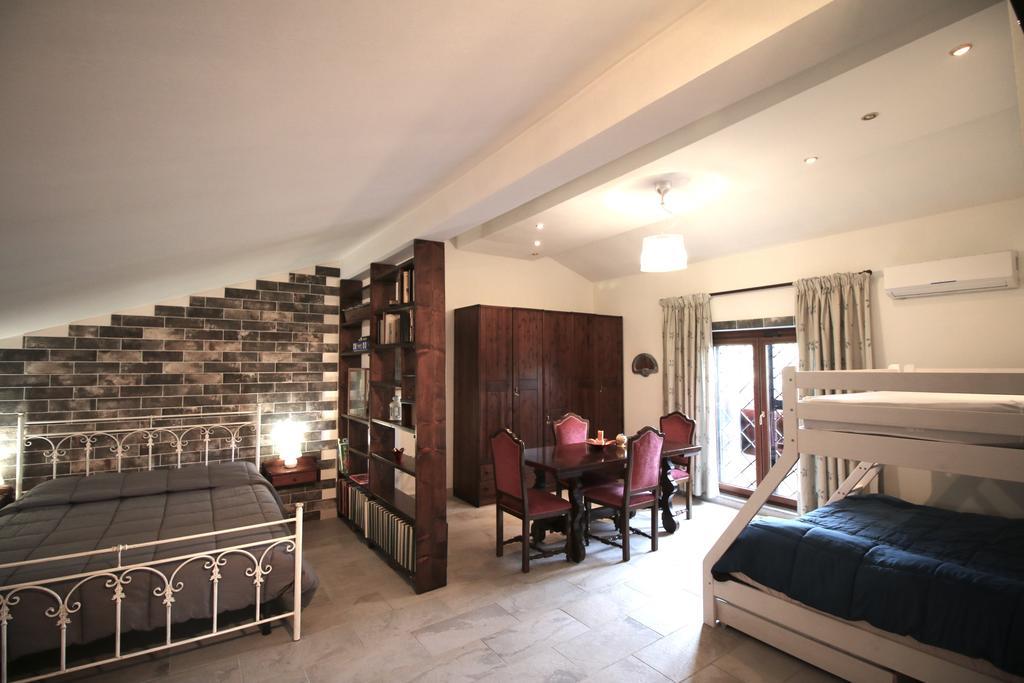 Villa Roma '900 Affitta Camere Εξωτερικό φωτογραφία